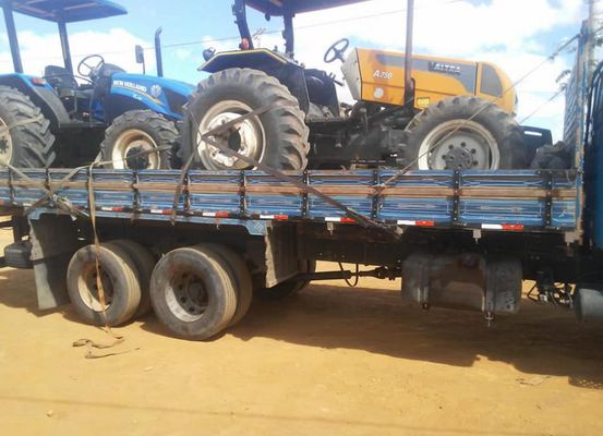 Ladrões rendem motorista e roubam caminhão carregado com dois tratores próximo a Xique-Xique