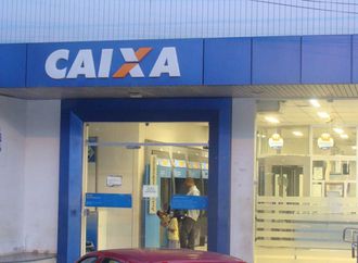 Caixa Econômica de Irecê é alvo de vandalismo