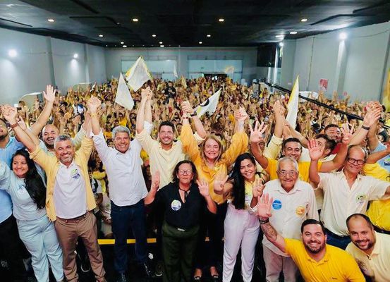 Com a presença do governador, Murilo lança pré-candidatura a prefeito de Irecê
