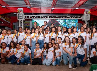 Encanto e emoção marcam inauguração da Biblioteca Cecília Meireles em Irecê
