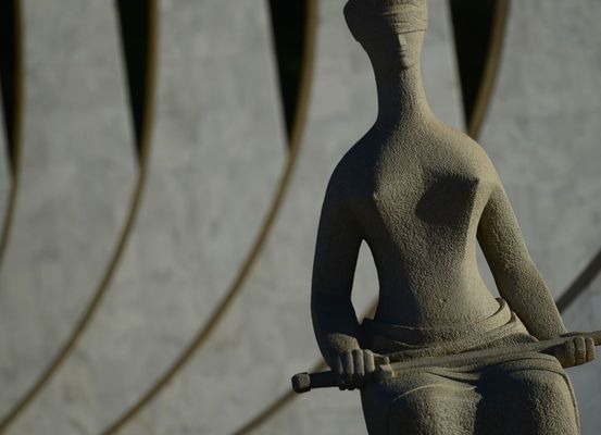 Entenda a decisão do STF sobre descriminalização do porte de maconha