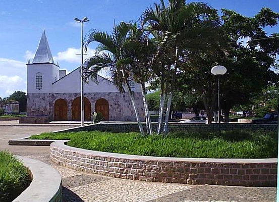 Homem é condenado a mais de 45 anos de reclusão pelo assassinato da mãe e do tio em Sento Sé