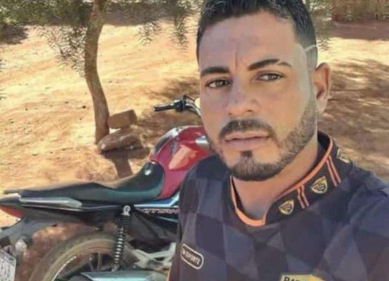 Homem é morto a tiros enquanto bebia em bar com amigos em Cafarnaum