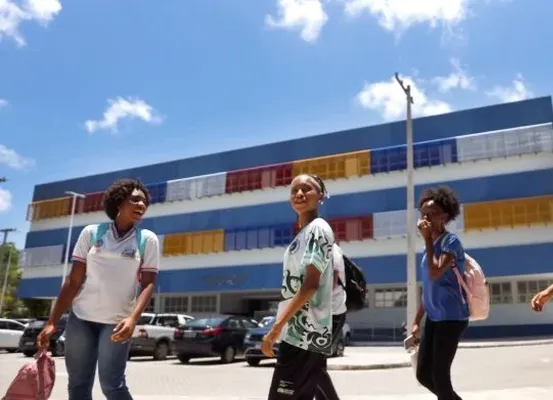 Matrícula 2025 nas escolas estaduais termina nesta terça (21)