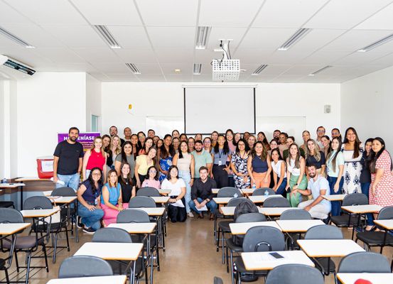 Médicos e enfermeiros de unidades básicas passam por treinamento sobre diagnóstico e tratamento da Hanseníase