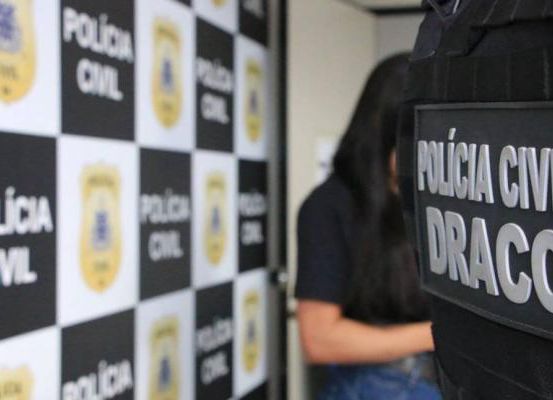 Polícia desmonta laboratório de drogas em Irecê Sexta-feira