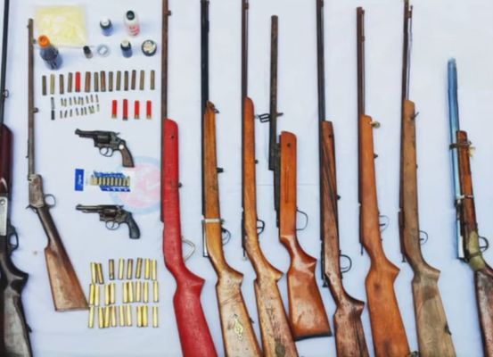 Polícia desvenda esconderijo de armas em Lagoa do Boi, Barro Alto