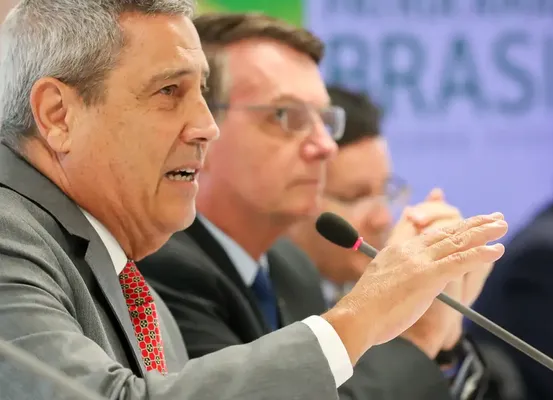 Polícia Federal prende Braga Netto