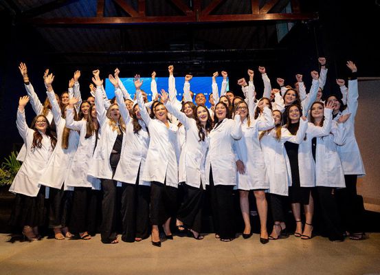 Prefeito Junior Marabá celebra início da primeira turma de Medicina do município