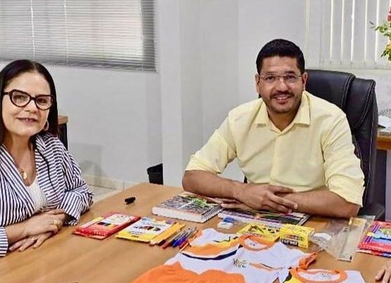 Prefeitura de Irecê vai distribuir kits pedagógicos para mais de 10 mil alunos da rede municipal